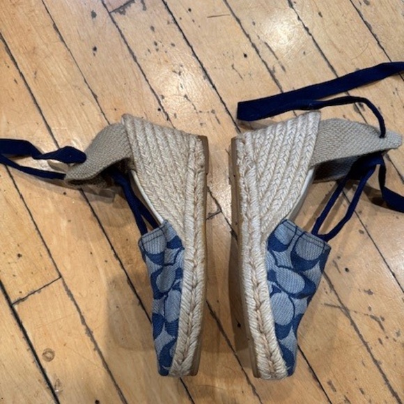 Coach Ankle Tie Wedge Espadrilles, Blue Size 7 - Picture 4 of 5